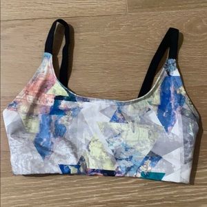 Mossimo caged geometric sports bra